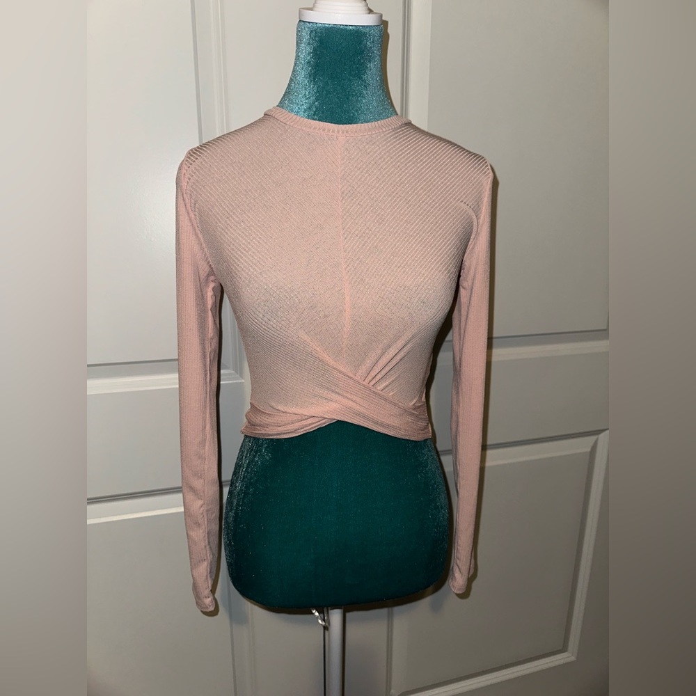 Pink long sleeve top 👚✨